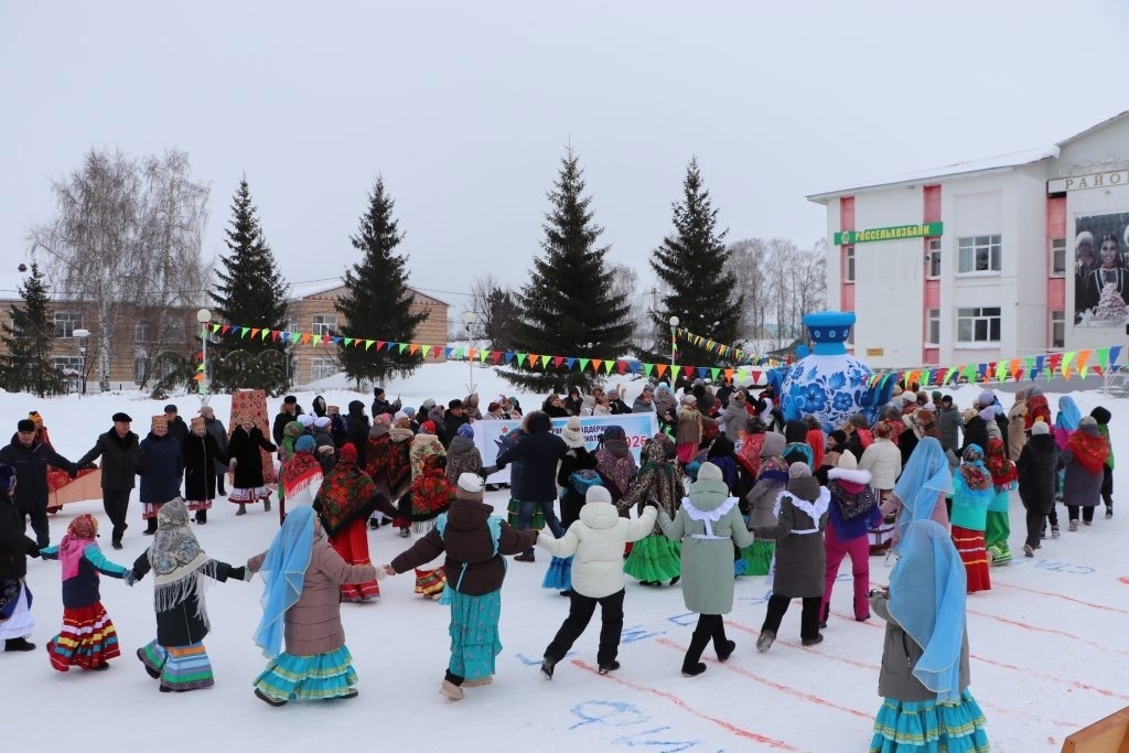 Дуҫлыҡ менән көслөбөҙ