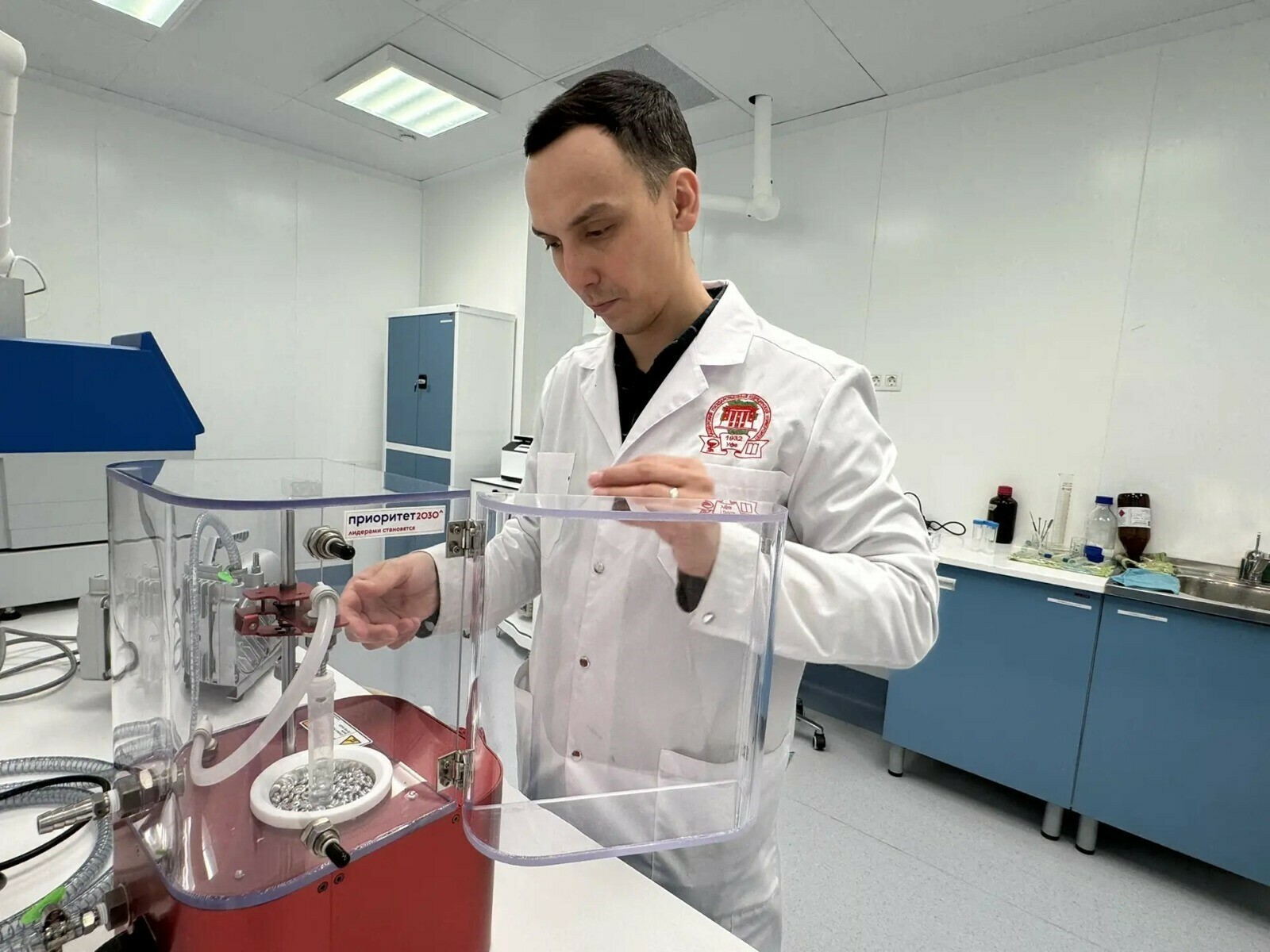 Вуз-резидент Межвузовского кампуса Уфы создает инновации в области пептидной хим