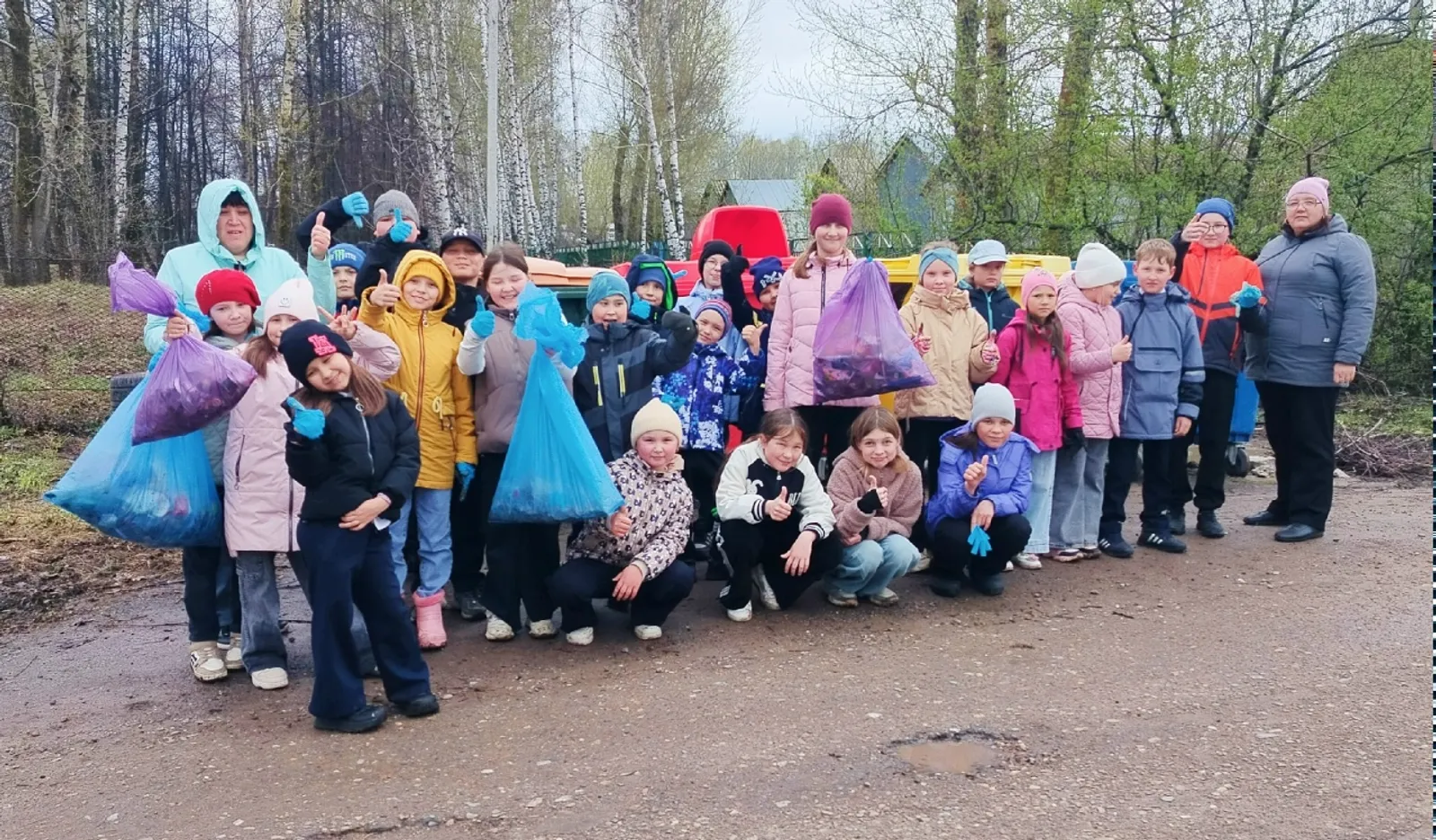 Йәш экологтар көнөн билдәләнеләр