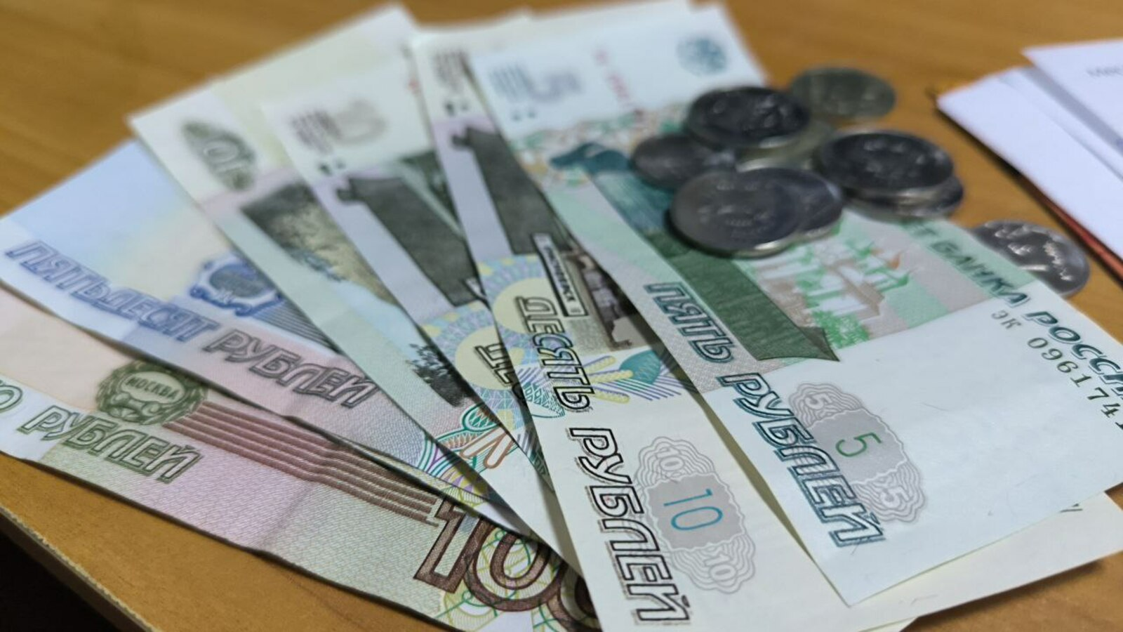 Помогал мошенникам: у парня из Нефтекамска нашли более 200 сим-карт