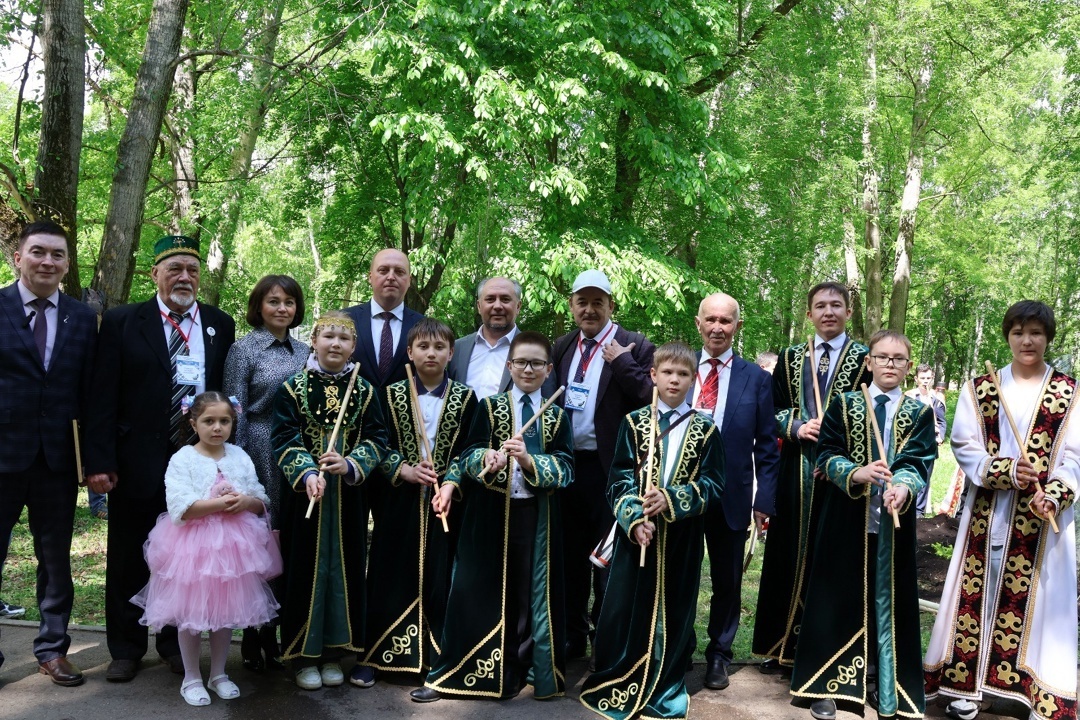 Октябрьскийҙа ҡурай моңо ағылды