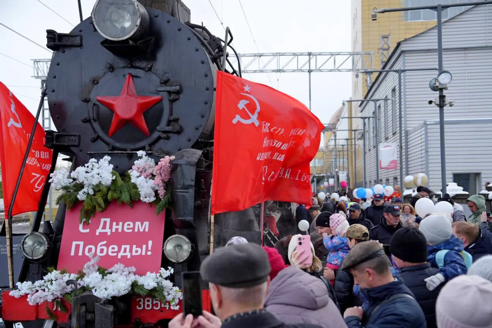 «Еңеү паровозы» Өфөлә туҡталыш яһай