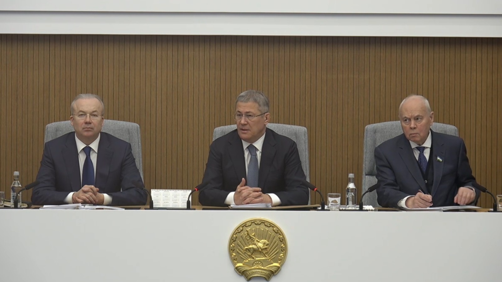 Радий Хәбиров республика мәҙәниәт министрының ҡулға алыныуына үҙ фекерен белдерҙ