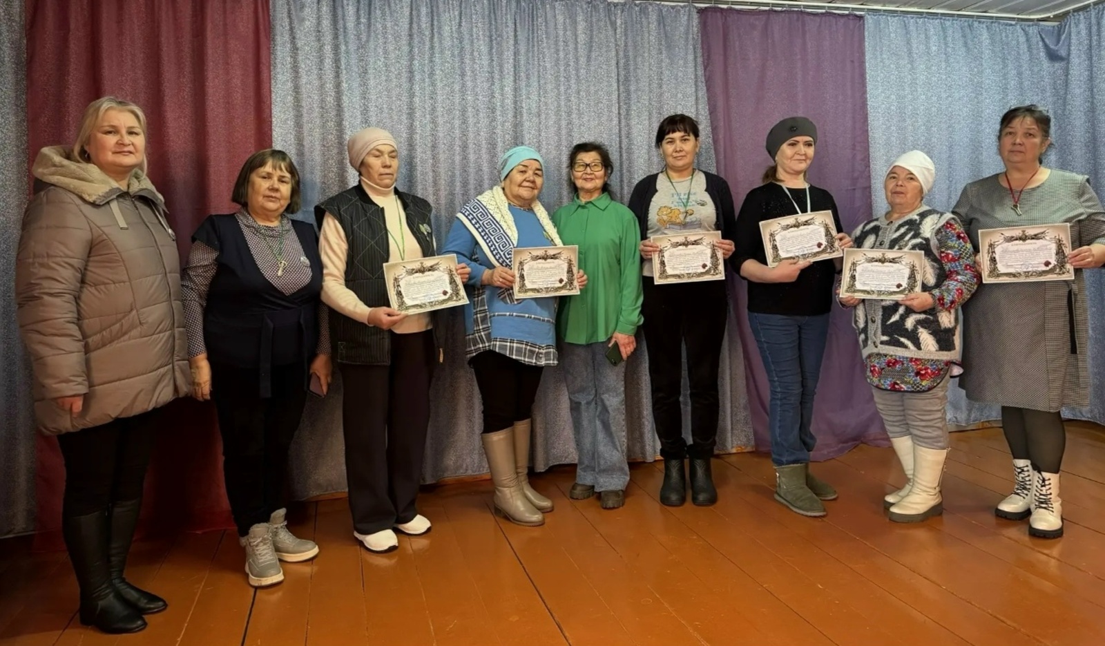 Берҙәм көс менән