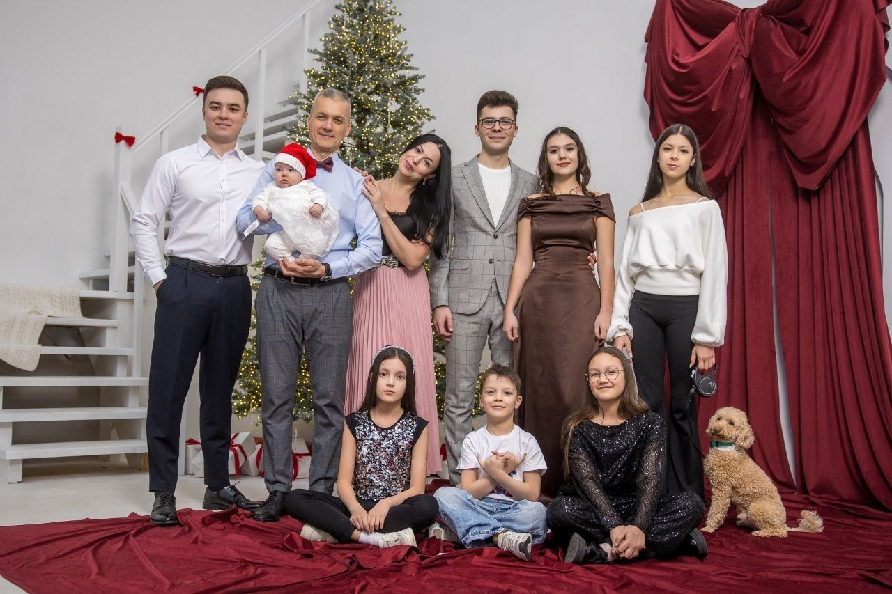 Өйҙөң оло йөрәге: Гөлназ Шәрипова мөхәббәт, балалар  һәм көмөш туй тураһында