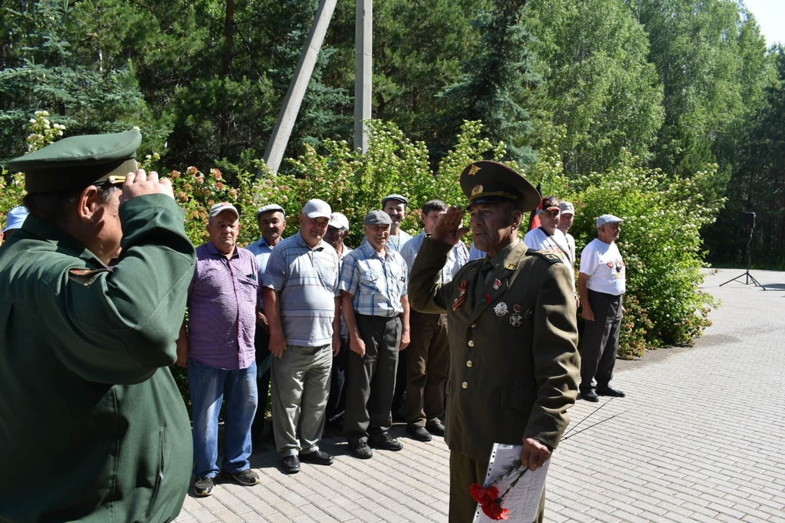 Германияла хеҙмәт итеүселәр хөрмәтенә митинг ойошторолдо