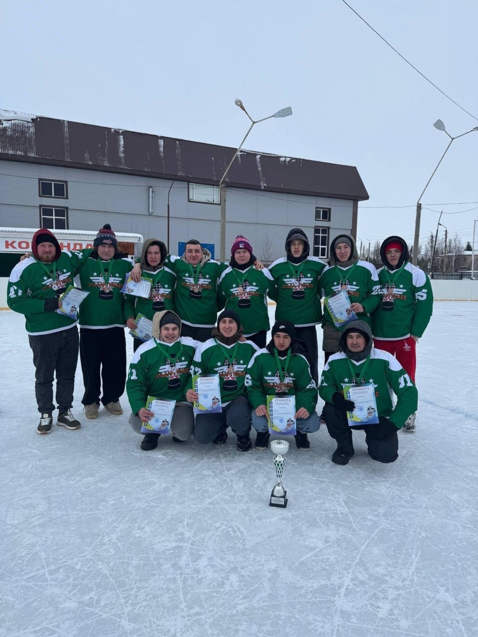 Беҙҙекеләр һынатмай