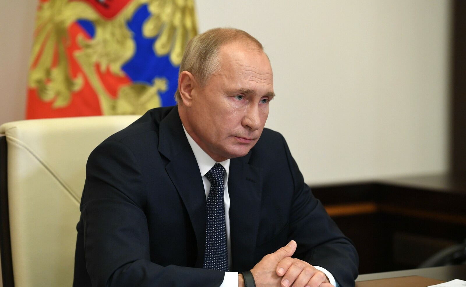 Путин прилетел в Астану на саммиты СВМДА и "Россия-Центральная Азия"