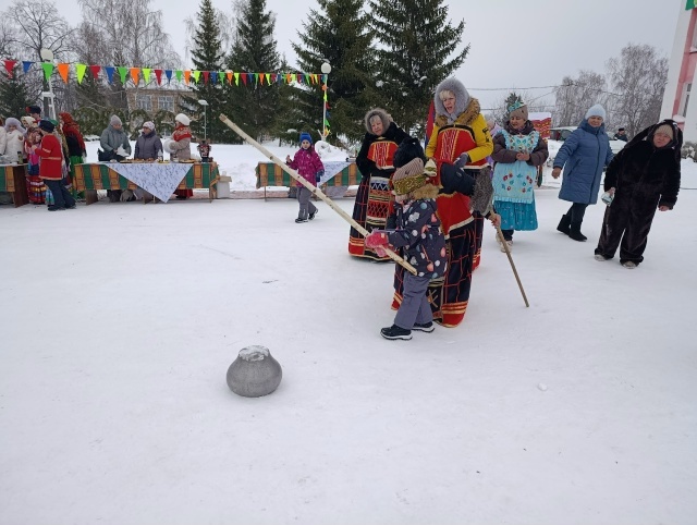 Дуҫлыҡ менән көслөбөҙ