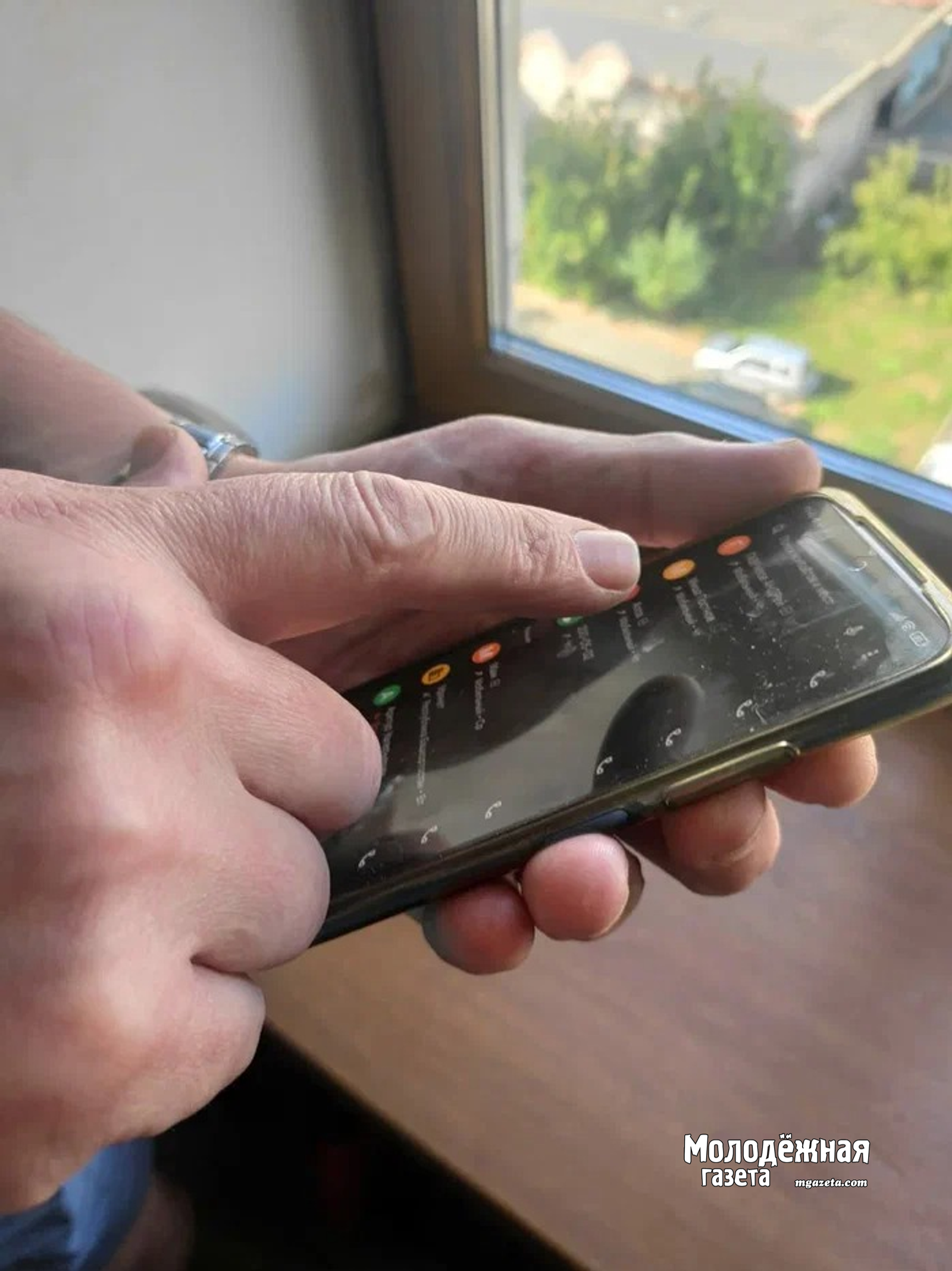 Пенсионеры лишились более 10 млн рублей из-за мошенников