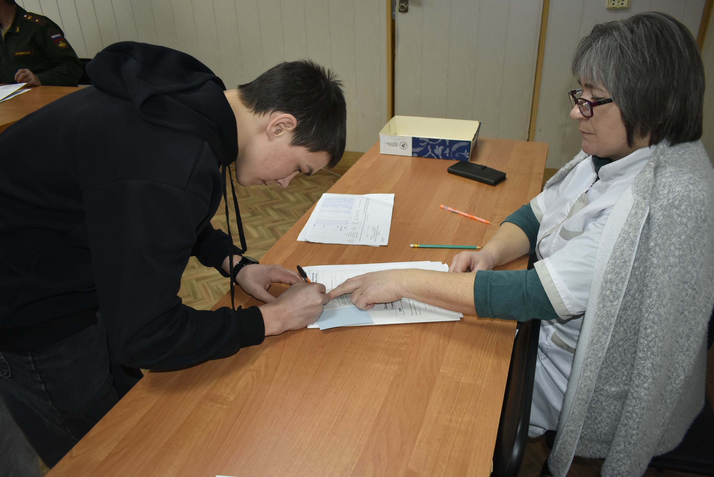 Армияға беренсе аҙым