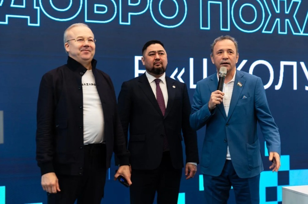 Андрей Назаров выступил с лекцией перед студентами управленческих специальностей