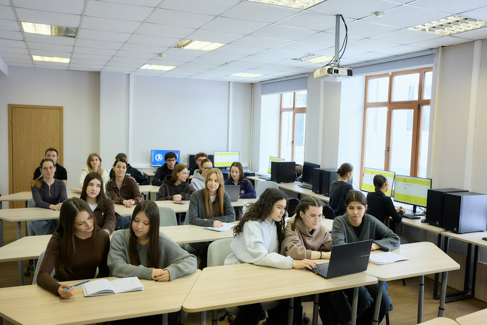 Вуз-резидент Межвузовского кампуса Уфы открыл мультивендорную ИТ-лабораторию