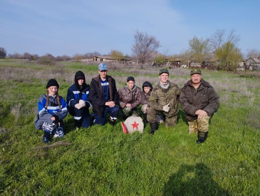 Һуғыш эҙҙәре буйлап