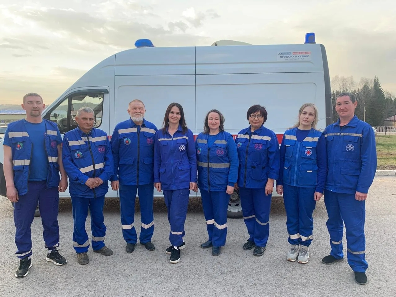 28 апрель — ашығыс медицина ярҙамы хеҙмәткәрҙәре көнө